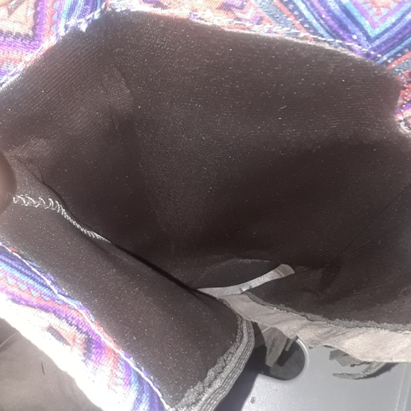 ❌SOLD❌EUC justice tall fringe boots tan 9 - Picture 6 of 8